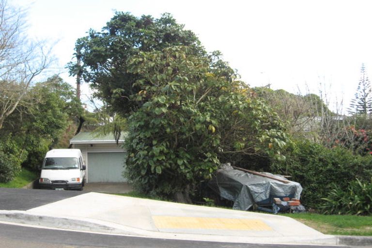 Photo of property in 94 Simla Crescent, Khandallah, Wellington, 6035