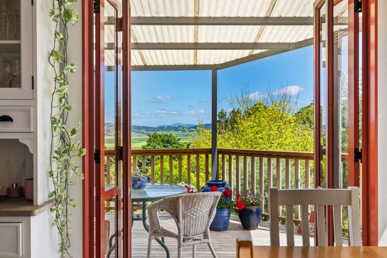 Photo of property in 332 Crane Road, Kauri, Kamo, 0185