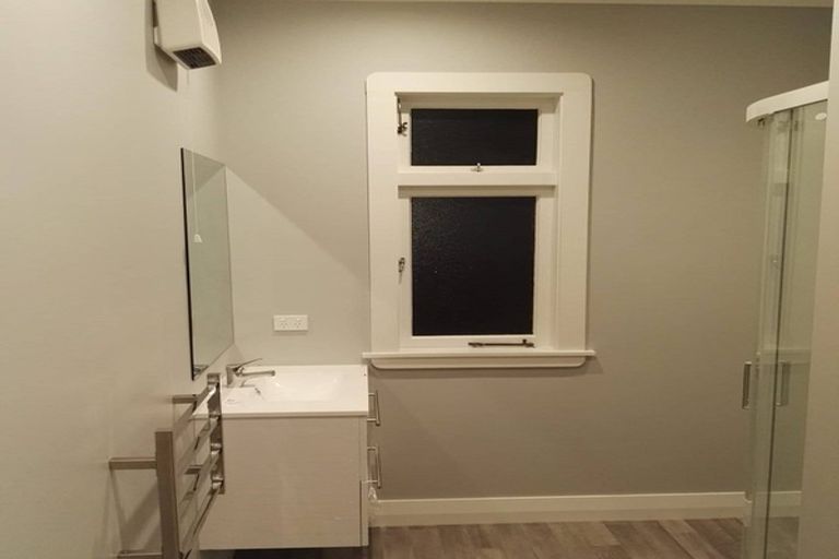 Photo of property in 16 Bell Street, Hamilton East, Hamilton, 3216