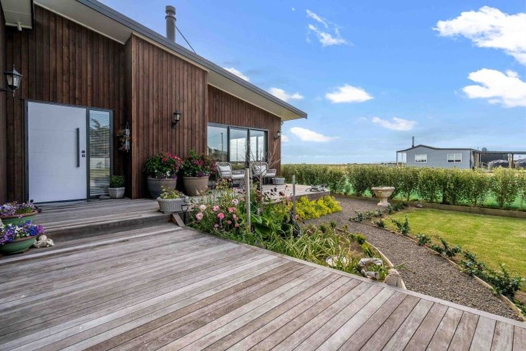 Photo of property in 1 Surrey Street, Orepuki, Riverton, 9881