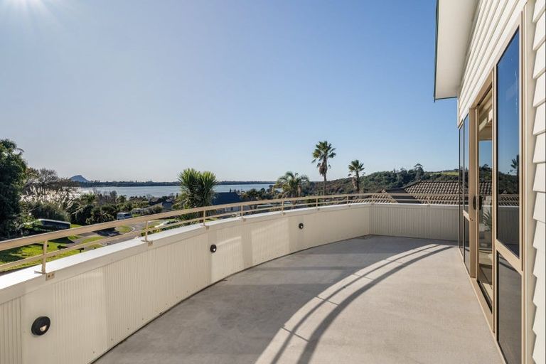 Photo of property in 53 Homestead Place, Welcome Bay, Tauranga, 3112