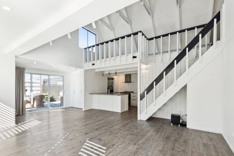 Photo of property in 161 Karewa Parade, Papamoa Beach, Papamoa, 3118