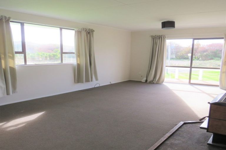 Photo of property in 10 Mataira Street, Nuhaka, 4198