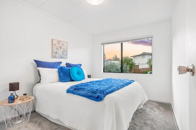 Photo of property in 11 Mona Vale, West Harbour, Auckland, 0618