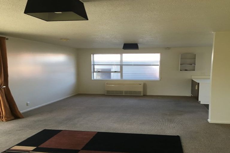 Photo of property in 1/62a Mackenzie Avenue, Woolston, Christchurch, 8023