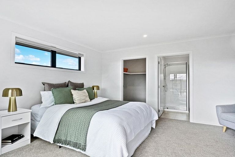 Photo of property in 38 Taurangawaka Road, One Tree Point, 0118