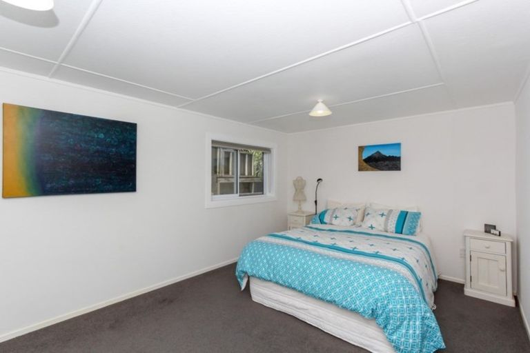 Photo of property in 4 Hamblyn Street, Strandon, New Plymouth, 4312