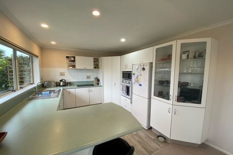 Photo of property in 11 Denny Hulme Drive, Mount Maunganui, 3116