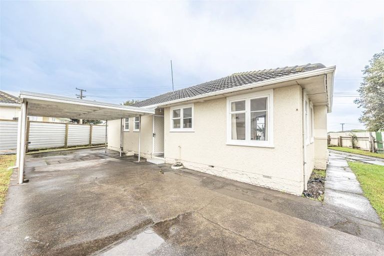 Photo of property in 11a Manuka Street, Castlecliff, Whanganui, 4501