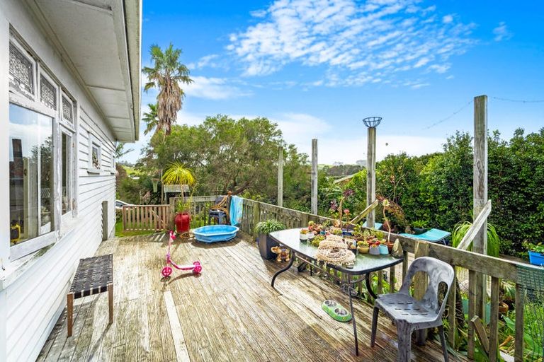 Photo of property in 19 Pakiri Road, Leigh, Warkworth, 0985