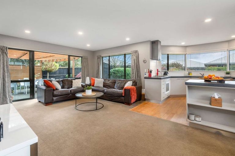 Photo of property in 17 Empress Place, Halswell, Christchurch, 8025