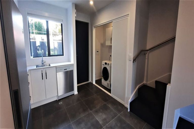 Photo of property in 3/37 Webb Street, St Albans, Christchurch, 8014