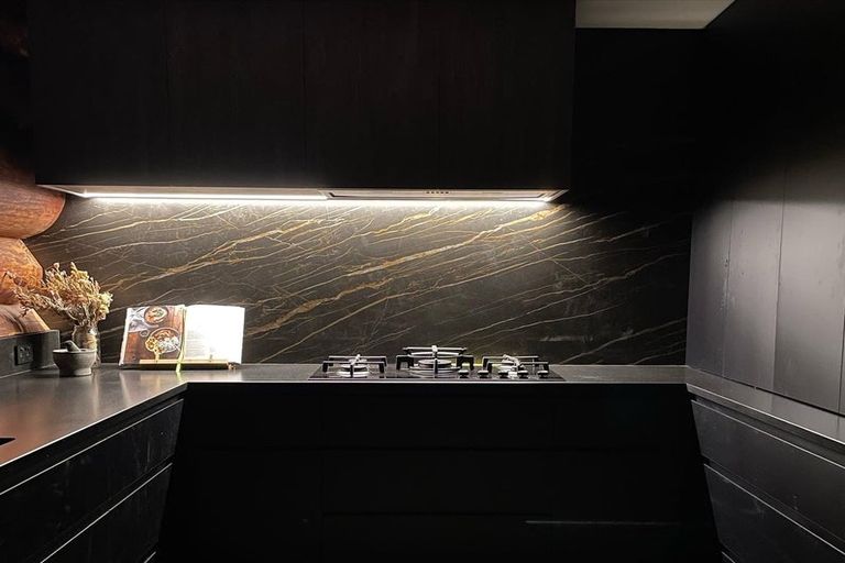 Photo of property in 5 Lapwing Lane, Mount Pleasant, Christchurch, 8081