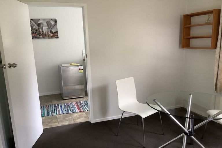 Photo of property in 91 Centreway Road, Orewa, 0931