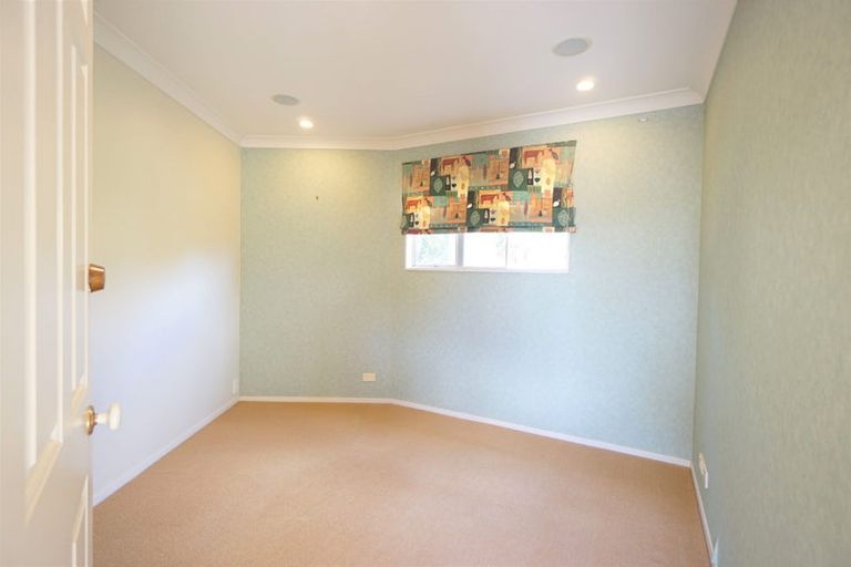 Photo of property in 2/18 Waipa Street, Birkenhead, Auckland, 0626