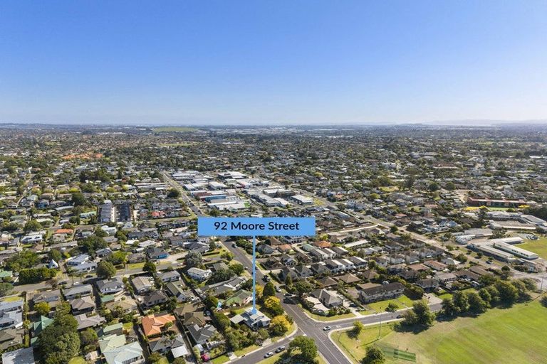 Photo of property in 92 Moore Street, Howick, Auckland, 2014