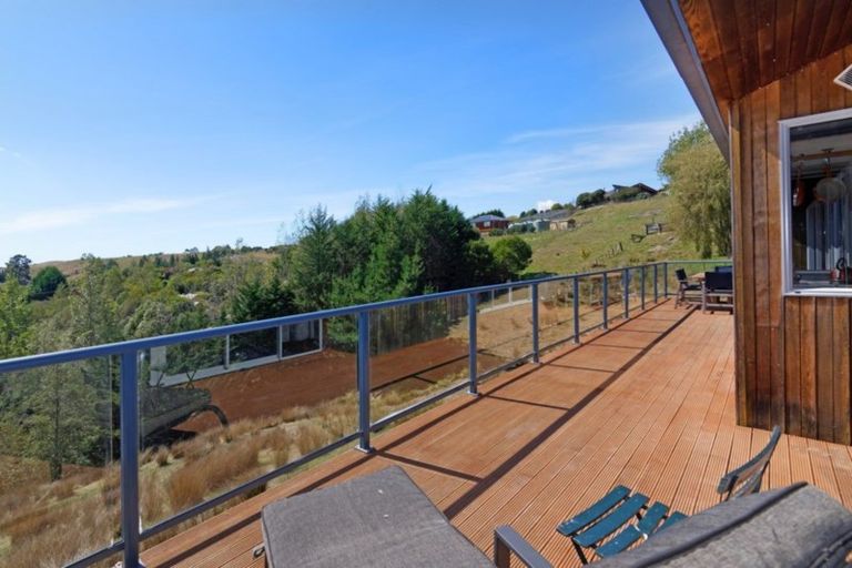 Photo of property in 98 Totara View Road, Wakefield, 7095