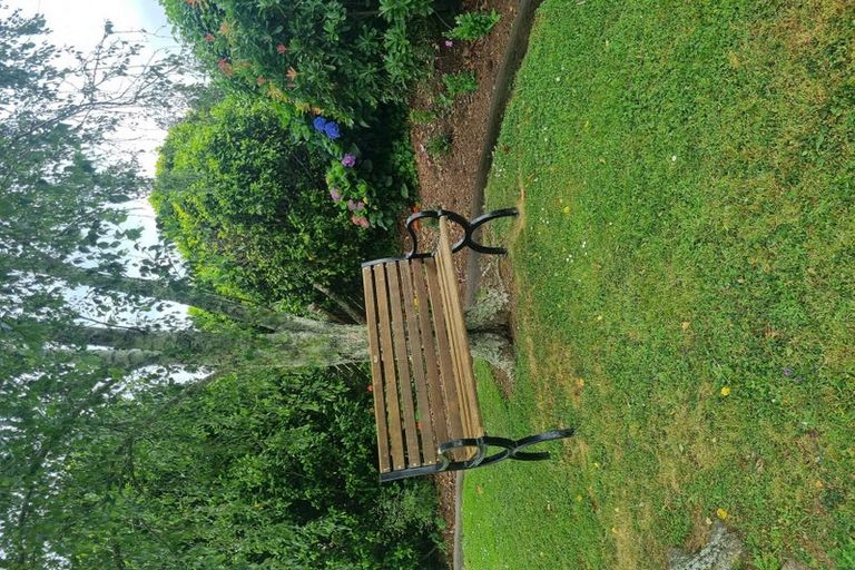 Photo of property in 12 Waimanawa Lane, Waiuku, 2123