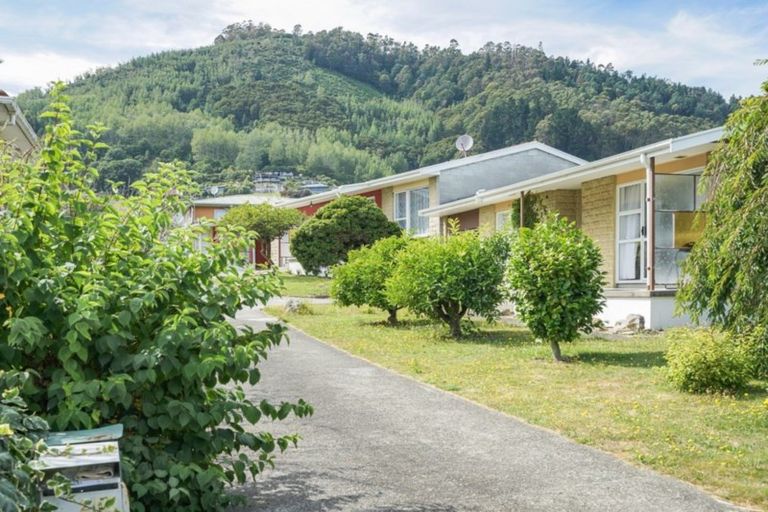 Photo of property in 2/169 Kawai Street South, Nelson South, Nelson, 7010