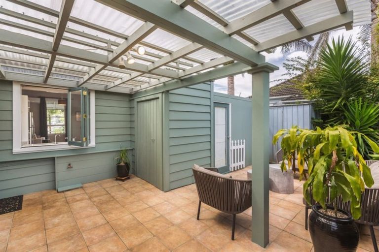 Photo of property in 29 Duke Street, Levin, 5510