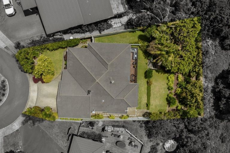 Photo of property in 31 Bayvista Close, Welcome Bay, Tauranga, 3112