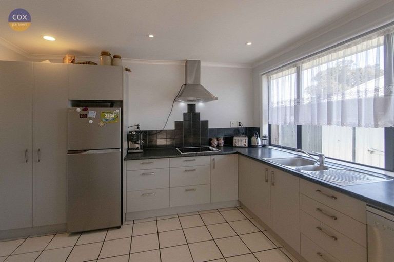 Photo of property in 52 Williams Street, Marewa, Napier, 4110