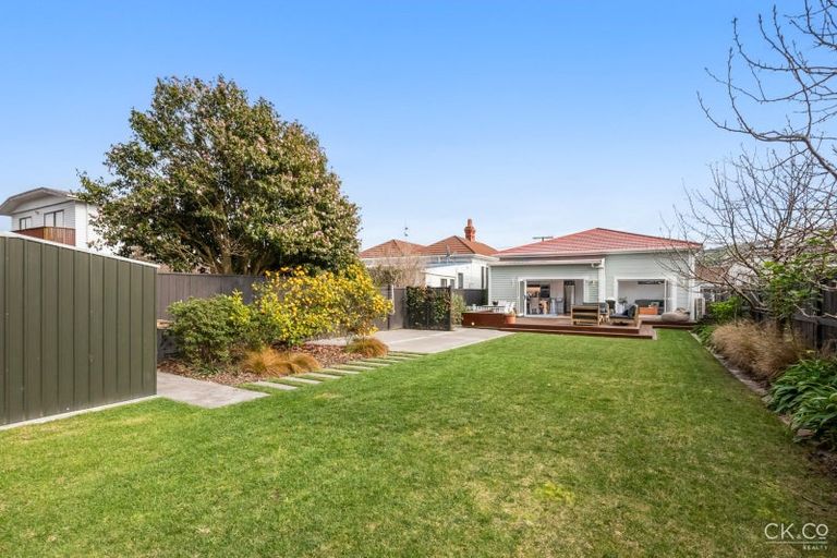 Photo of property in 12 Fitzherbert Street, Alicetown, Lower Hutt, 5010