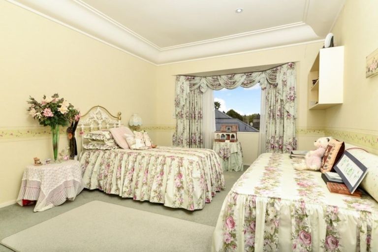 Photo of property in 37 Arcus Street, St Andrews, Hamilton, 3200