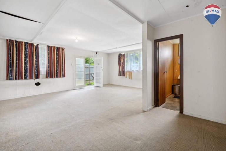 Photo of property in 4 Benge Crescent, Clouston Park, Upper Hutt, 5018