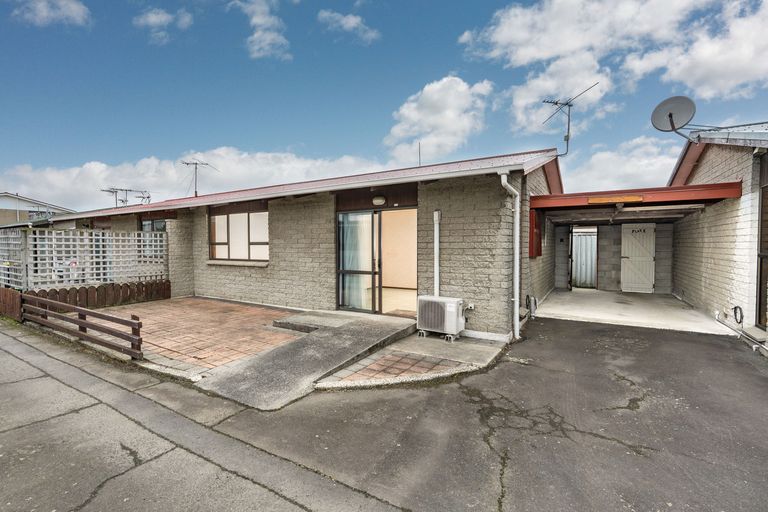Photo of property in 65d Wesley Street, South Dunedin, Dunedin, 9012