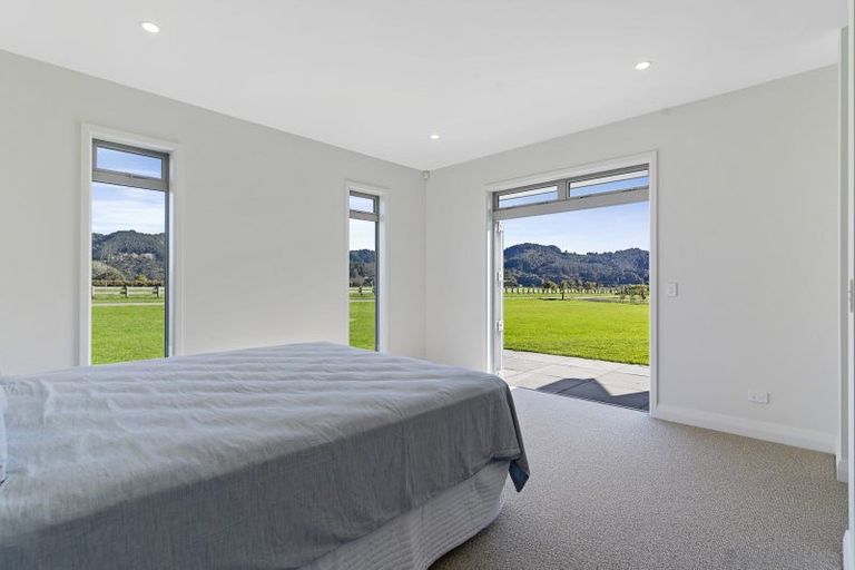 Photo of property in 5 Riverside Way, Clevedon, Papakura, 2585
