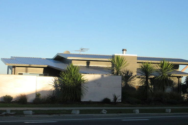 Photo of property in 23 Grand Drive, Orewa, 0931