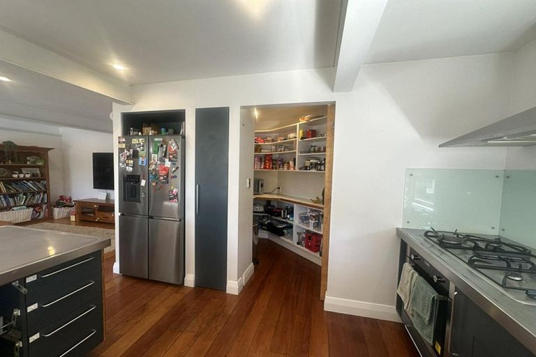 Photo of property in 103 Inglis Street, Seatoun, Wellington, 6022