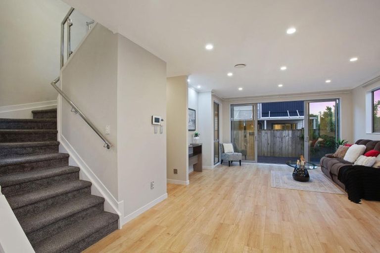 Photo of property in 36 Lockheed Street, Hobsonville, Auckland, 0618