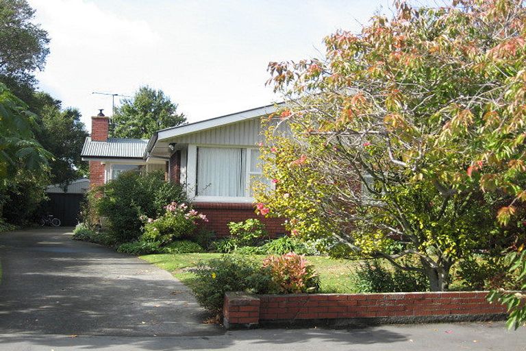 Photo of property in 20 Longmuir Street, Ilam, Christchurch, 8041
