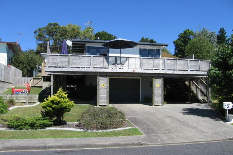 Photo of property in 2 Idyll Place, Northcross, Auckland, 0632