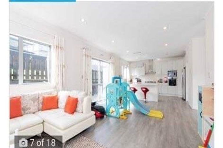 Photo of property in 23 Vino Cina Heights, Ranui, Auckland, 0612