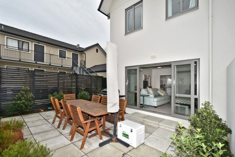 Photo of property in 2/155 Peterborough Street, Christchurch Central, Christchurch, 8013