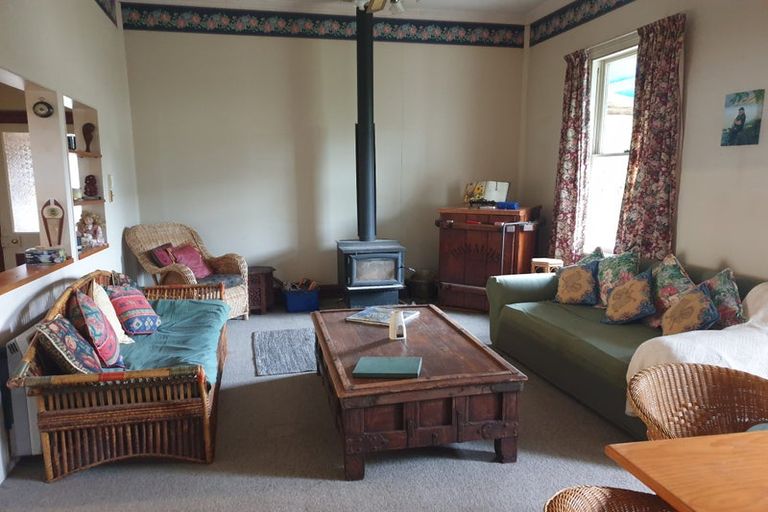 Photo of property in 5 Parsonage Road, Waimate, 7924