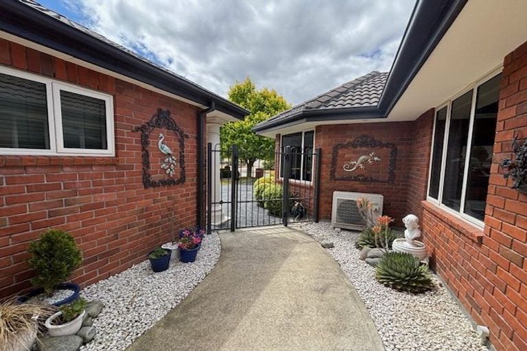 Photo of property in 20 Bernadette Street, Aidanfield, Christchurch, 8025
