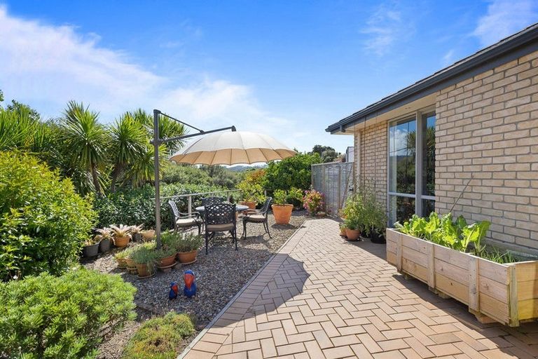 Photo of property in 5 Fendalton Place, Hatfields Beach, Orewa, 0931