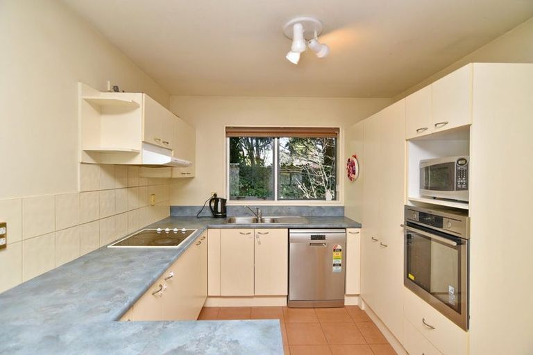 Photo of property in 10 Riegler Place, Belfast, Christchurch, 8051