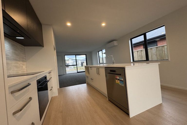 Photo of property in 20c Ruataniwha Avenue, Rangiora, 7400