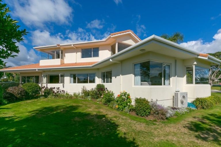 Photo of property in 32 Ngakoti Street, Urenui, 4375