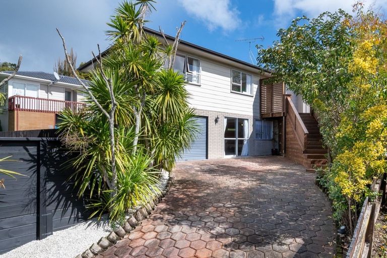 Photo of property in 67 Reynella Drive, Massey, Auckland, 0614