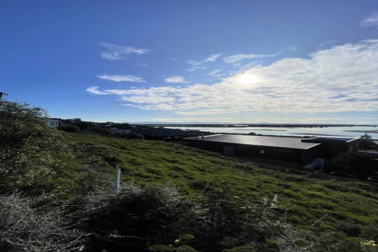 Photo of property in 1/28 Maffeys Road, Mount Pleasant, Christchurch, 8081