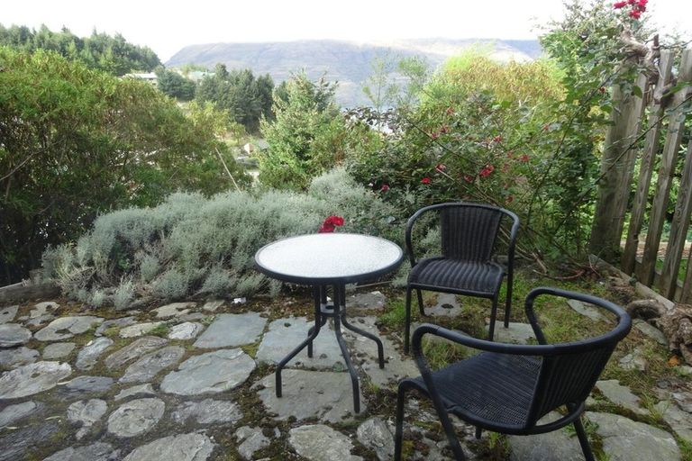 Photo of property in 16a Dart Place, Fernhill, Queenstown, 9300