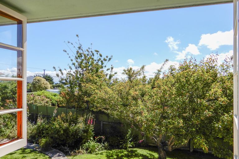 Photo of property in 67 Tamar Street, South Hill, Oamaru, 9400