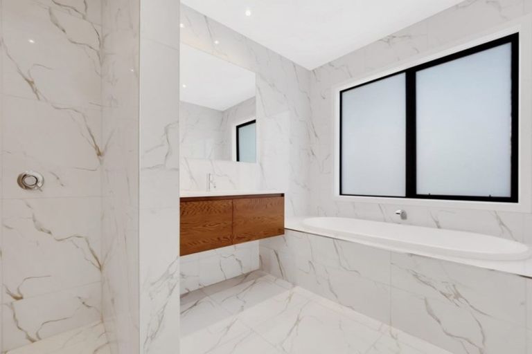 Photo of property in 33 Montia Close, Papamoa Beach, Papamoa, 3118