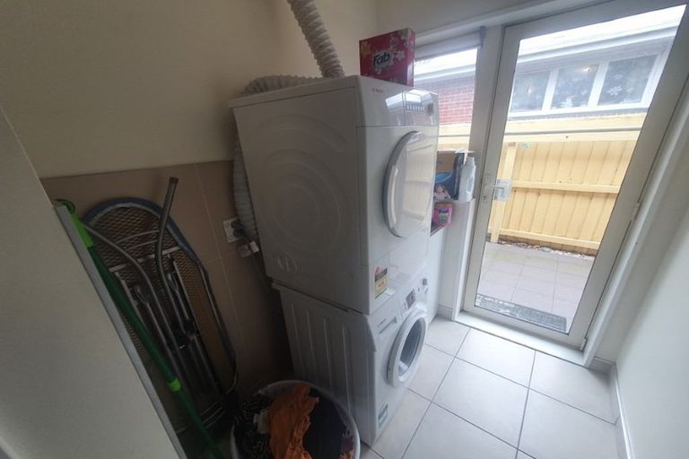 Photo of property in 18 Grimseys Road, Redwood, Christchurch, 8051